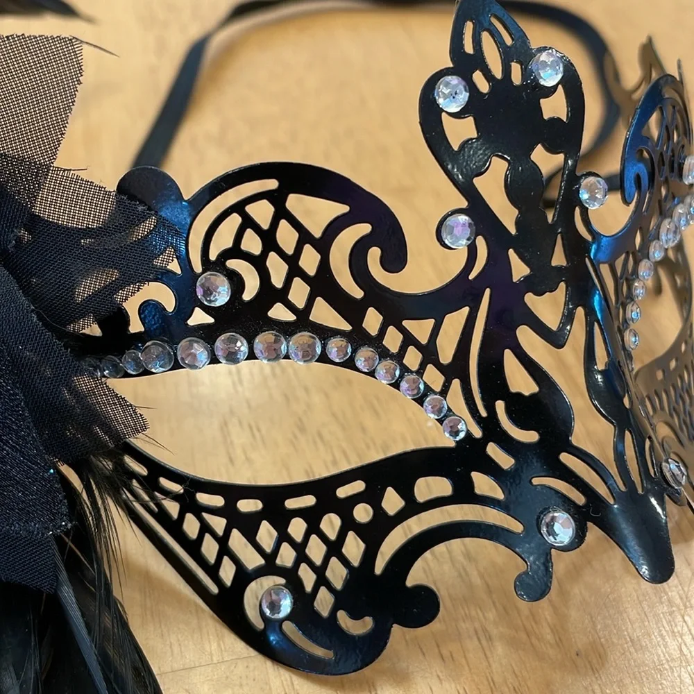 Black Mask With Faux Diamonds Feathers - Masquerade Ball / Party Metal Unique